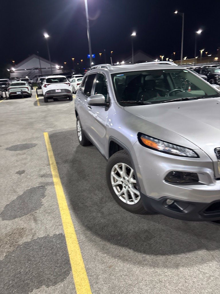 Used 2018 Jeep Cherokee Latitude Plus SUV