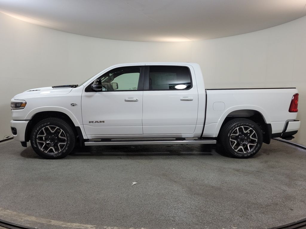 New 2026 Ram 1500 LARAMIE CREW CAB 4X4 5'7 BOX Pickup
