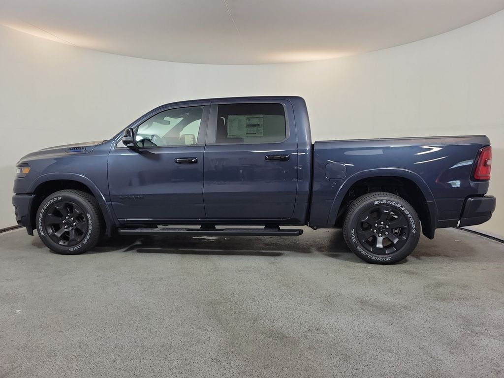 New 2026 Ram 1500 BIG HORN CREW CAB 4X2 5'7 BOX Pickup