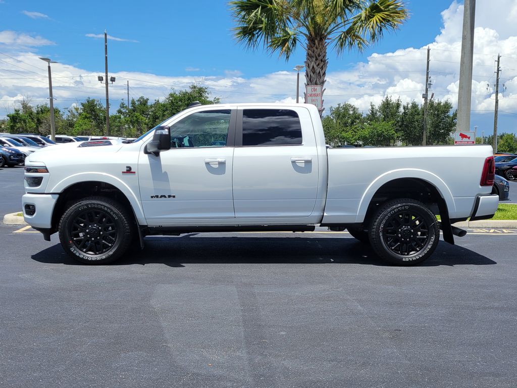 New 2026 Ram 2500 LIMITED CREW CAB 4X4 6'4 BOX Pickup