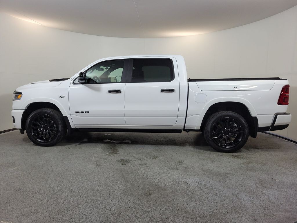 New 2026 Ram 1500 LIMITED CREW CAB 4X4 5'7 BOX Pickup