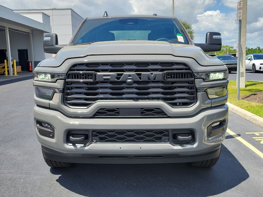 New 2026 Ram 2500 BIG HORN CREW CAB 4X4 6'4 BOX Pickup