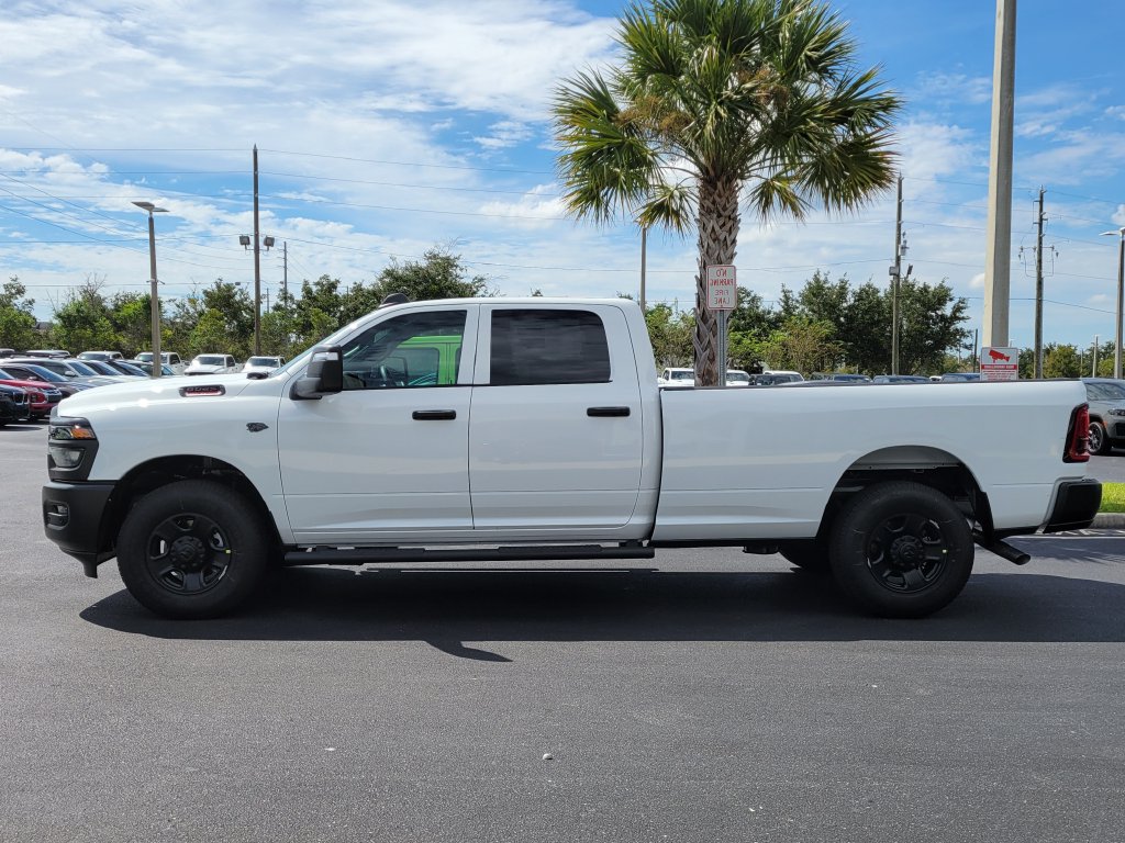 New 2027 Ram 2500 TRADESMAN CREW CAB 4X2 8' BOX Pickup