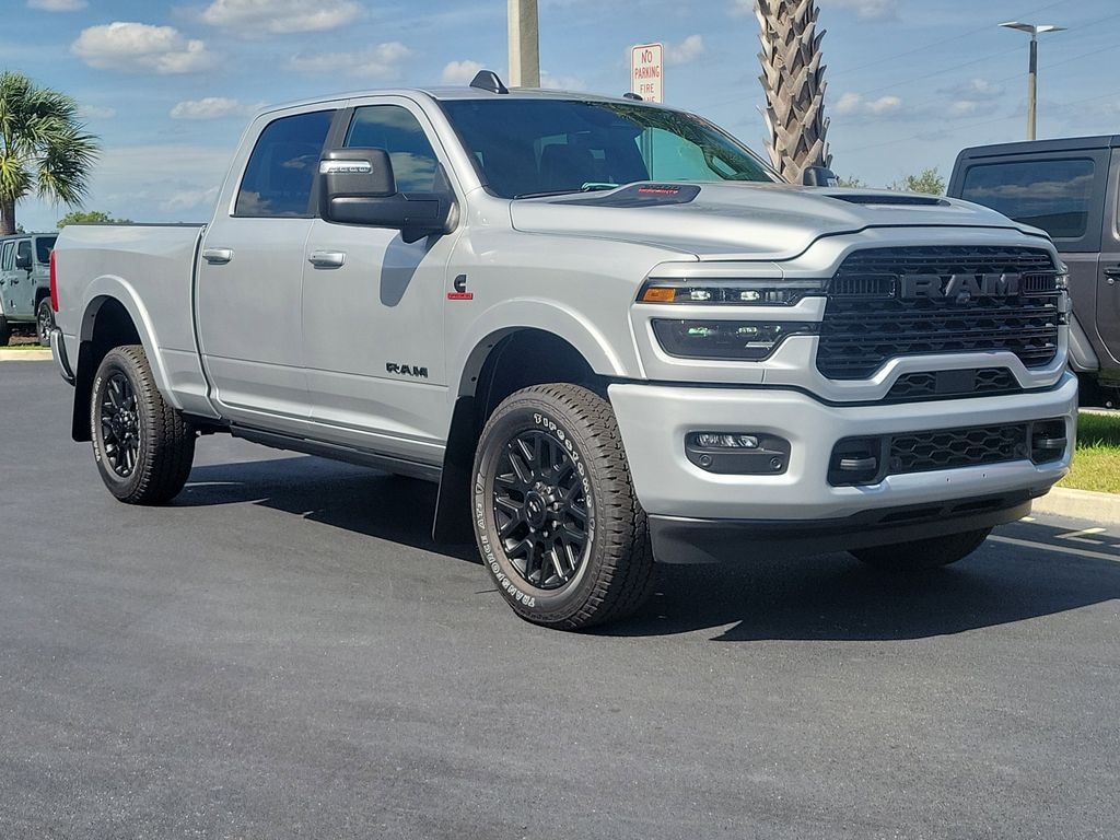 New 2026 Ram 2500 LIMITED CREW CAB 4X4 6'4 BOX Pickup