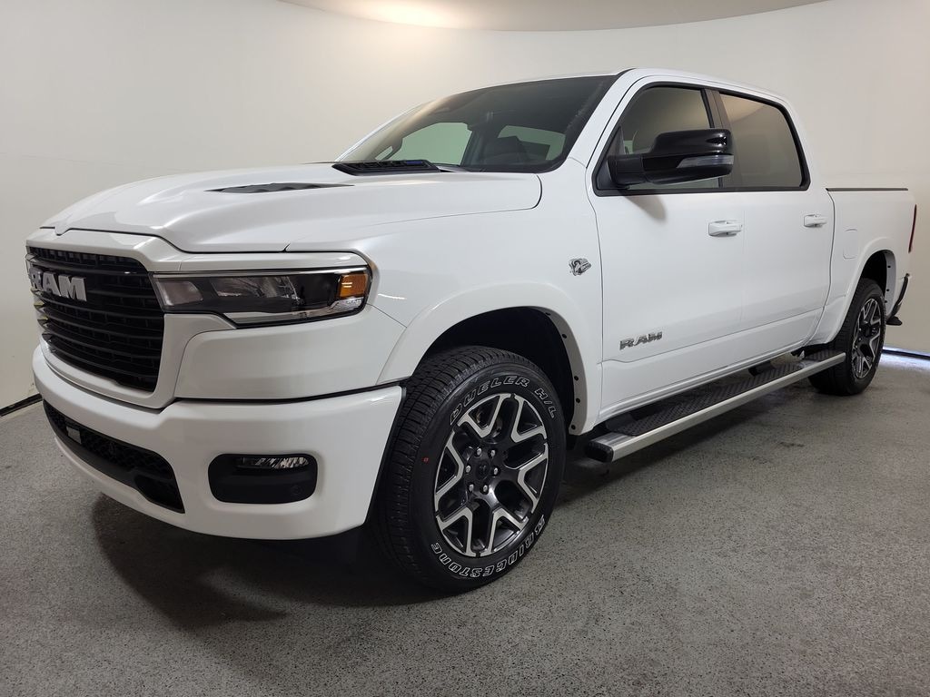 New 2026 Ram 1500 LARAMIE CREW CAB 4X4 5'7 BOX Pickup
