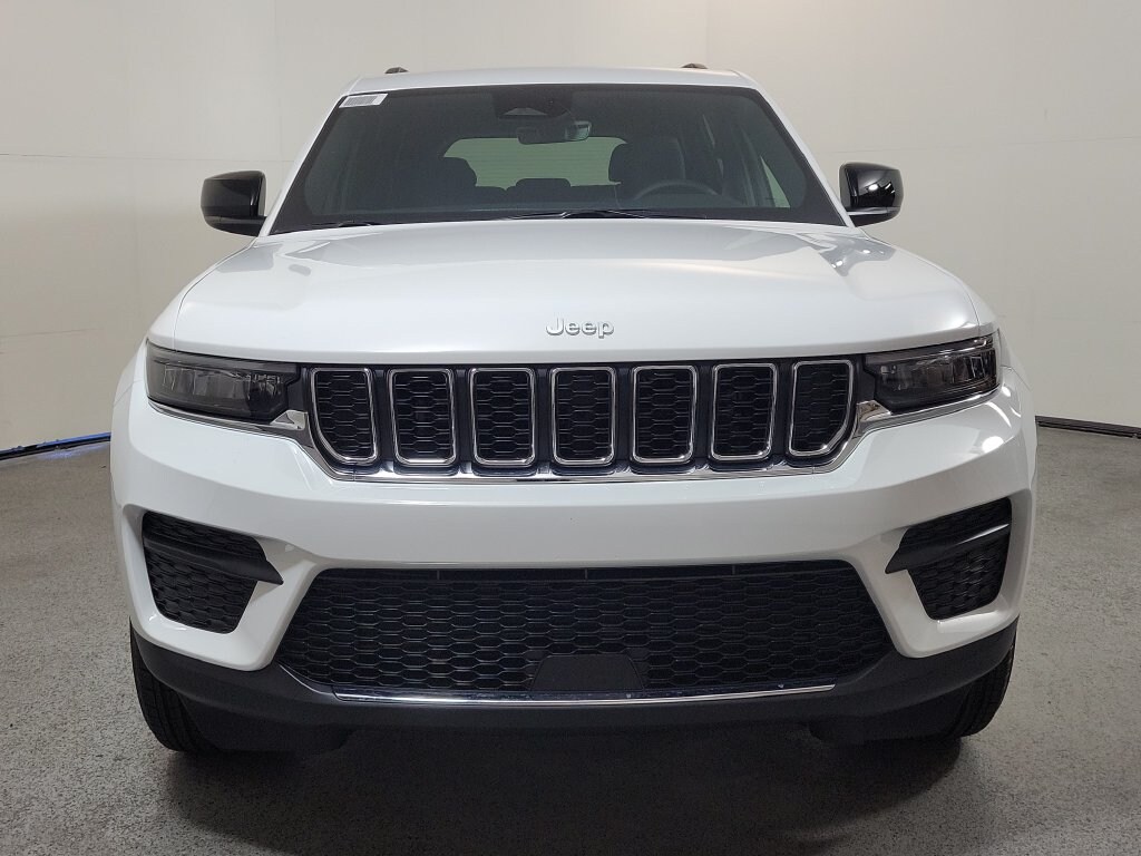 New 2026 Jeep Grand Cherokee LAREDO X 4X2 Sport Utility
