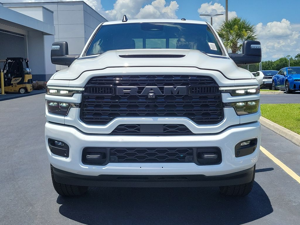 New 2026 Ram 2500 LIMITED CREW CAB 4X4 6'4 BOX Pickup
