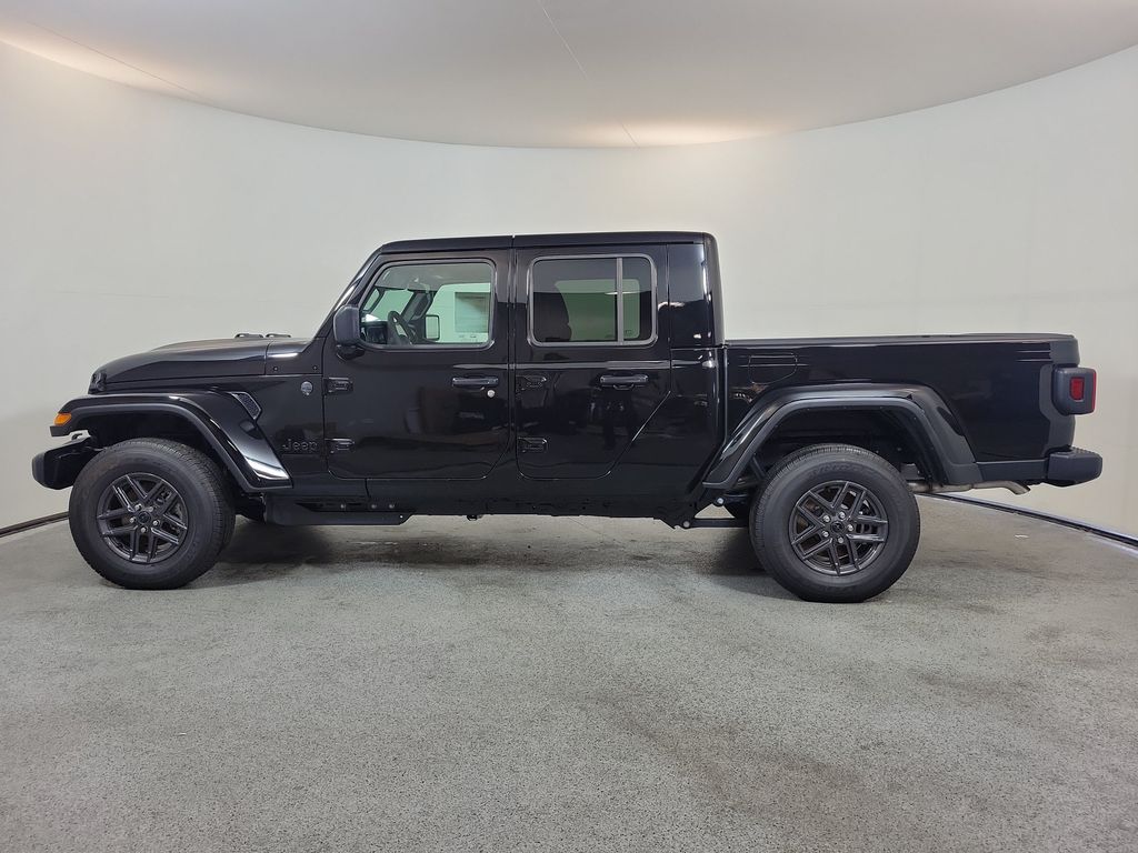 New 2026 Jeep Gladiator SPORT S 4X4 Pickup