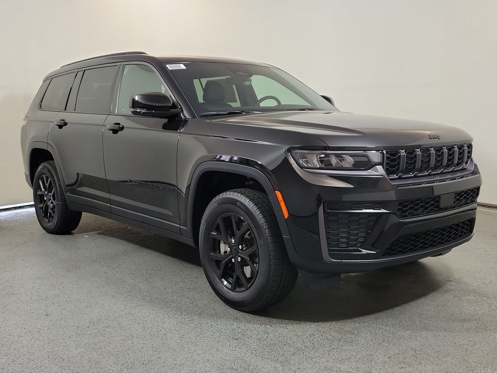 New 2026 Jeep Grand Cherokee L LAREDO ALTITUDE 4X2 Sport Utility