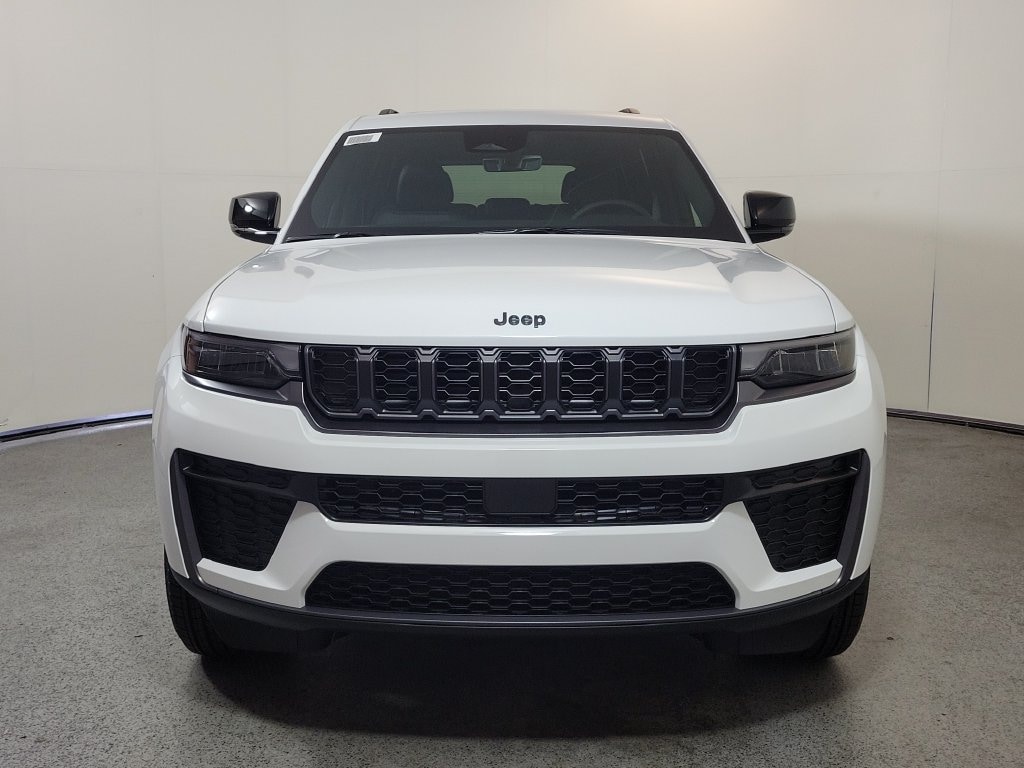 New 2026 Jeep Grand Cherokee LAREDO ALTITUDE 4X2 Sport Utility