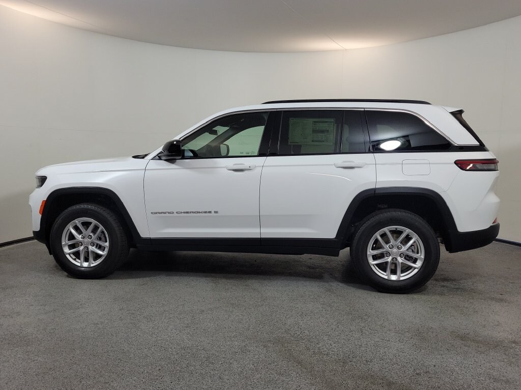 New 2026 Jeep Grand Cherokee LAREDO X 4X2 Sport Utility
