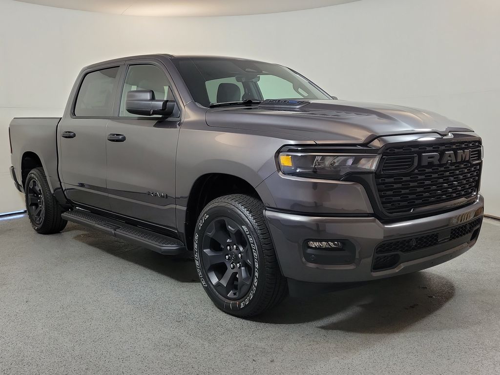 New 2026 Ram 1500 EXPRESS CREW CAB 4X4 5'7 BOX Pickup
