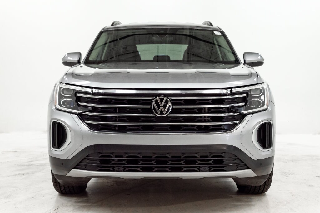 Used 2024 Volkswagen Atlas 2.0T SE w/Technology SUV