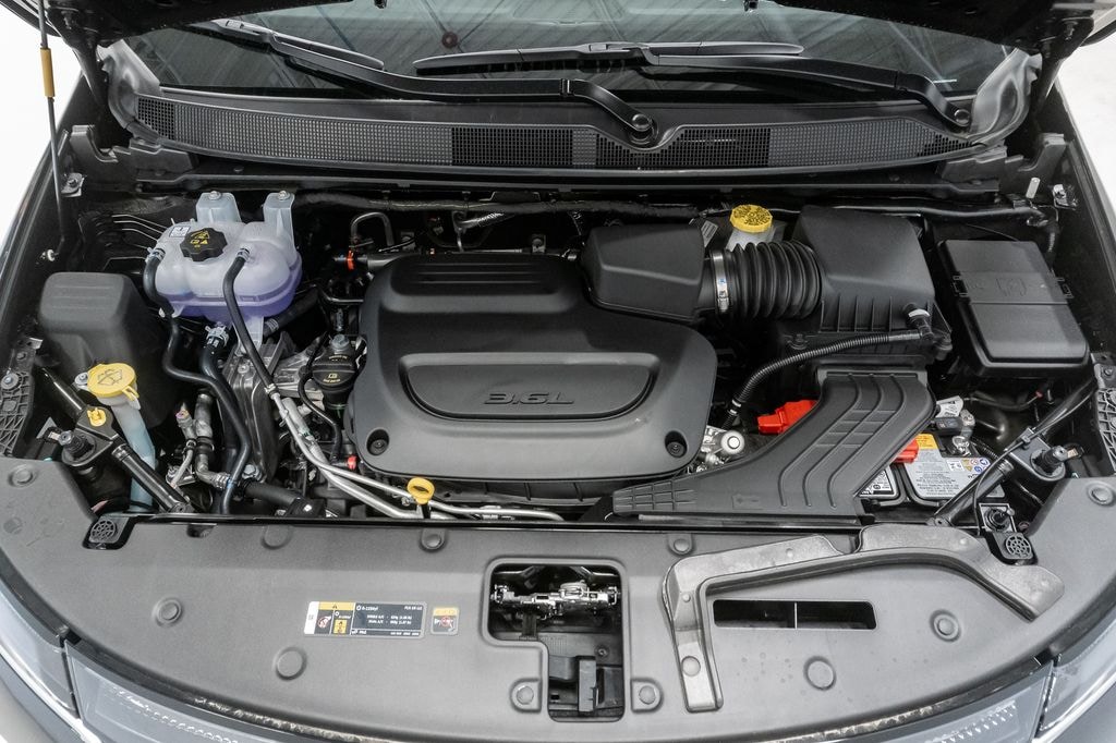New 2027 Chrysler Pacifica SELECT Passenger Van