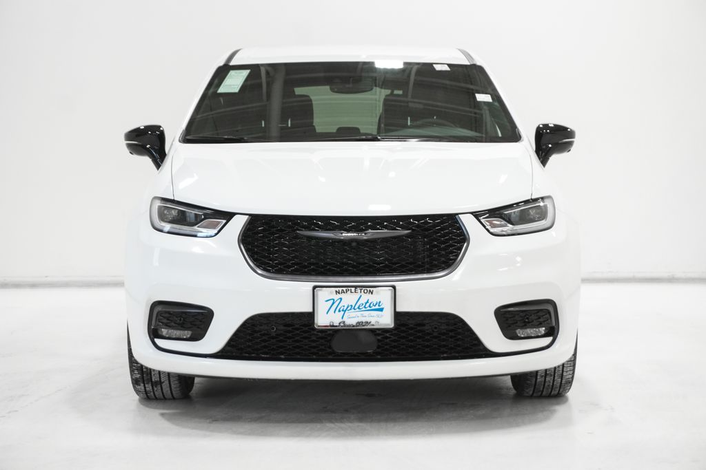 New 2026 Chrysler Pacifica SELECT Passenger Van