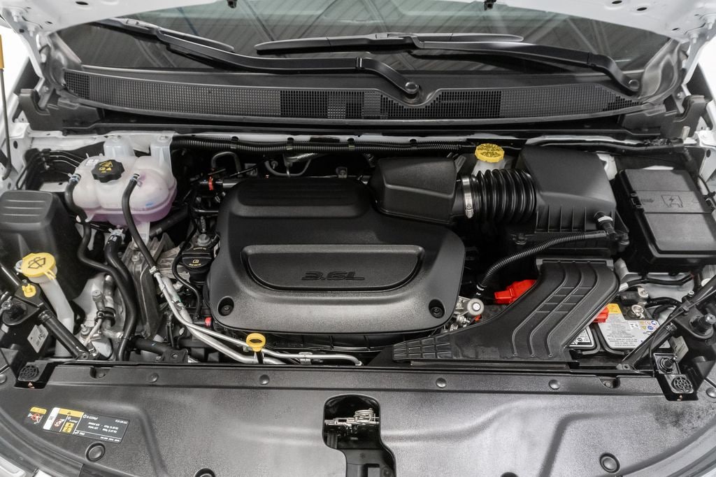 New 2026 Chrysler Pacifica SELECT Passenger Van