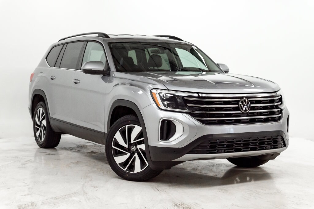 Used 2024 Volkswagen Atlas 2.0T SE w/Technology SUV
