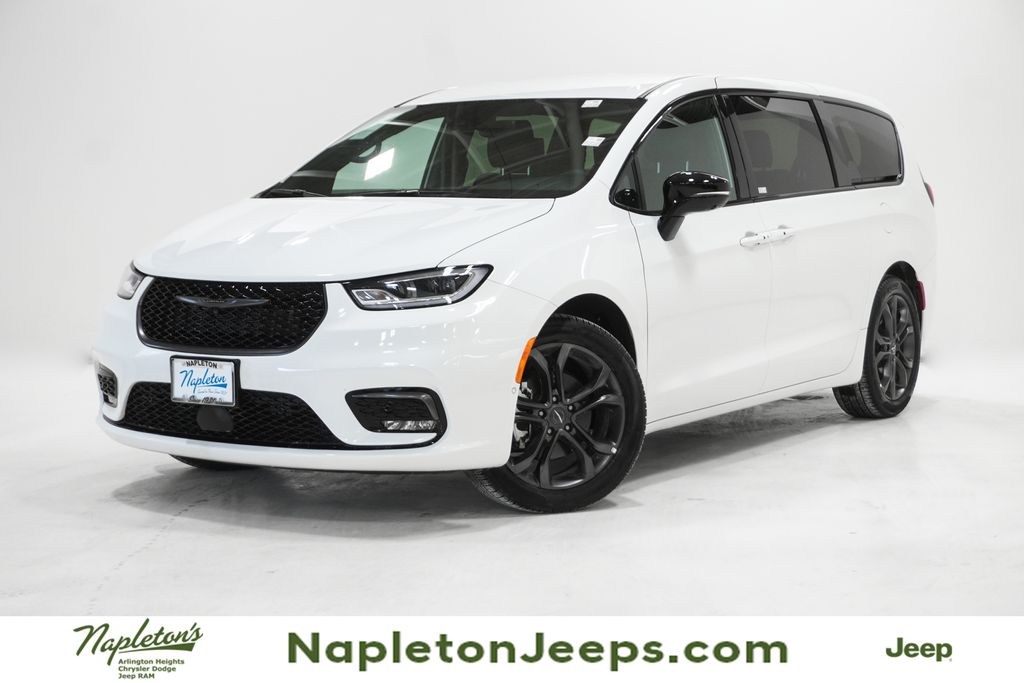  Chrysler Pacifica