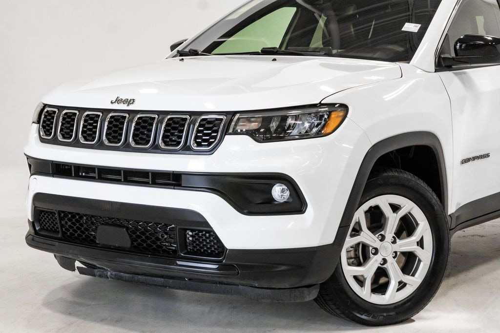 Used 2024 Jeep Compass Latitude SUV
