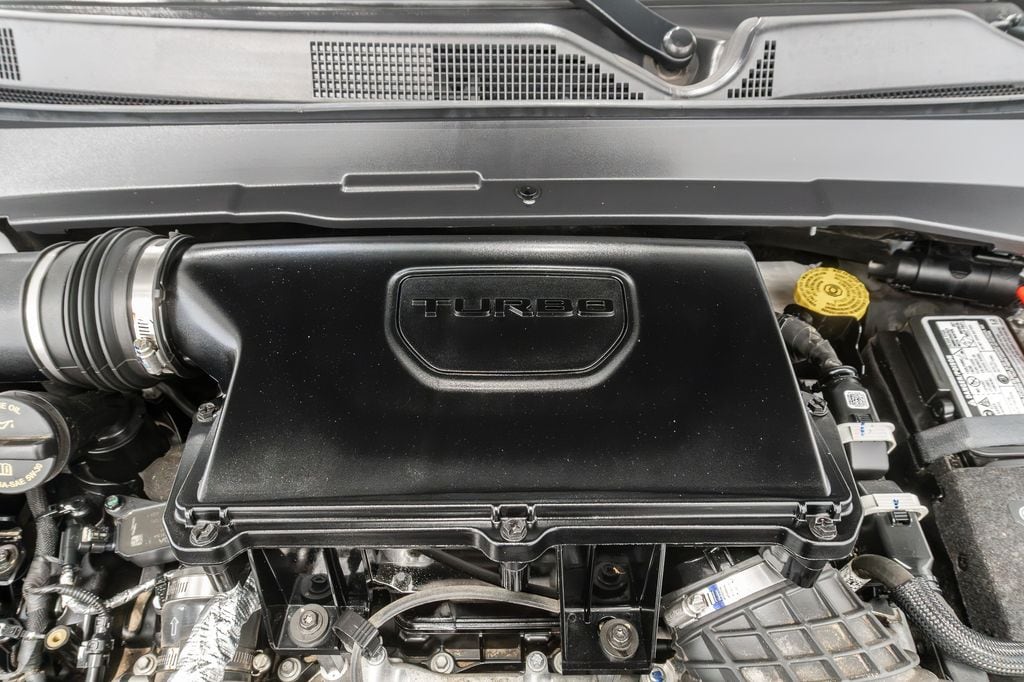 Used 2024 Jeep Compass Latitude SUV