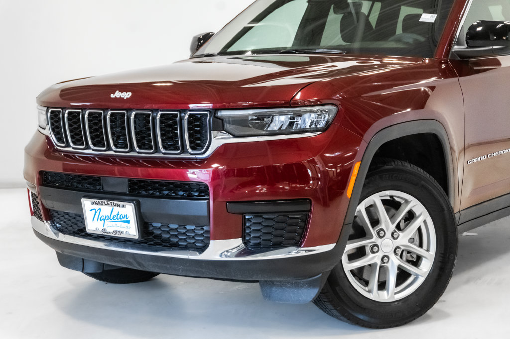 Used 2025 Jeep Grand Cherokee L Laredo SUV