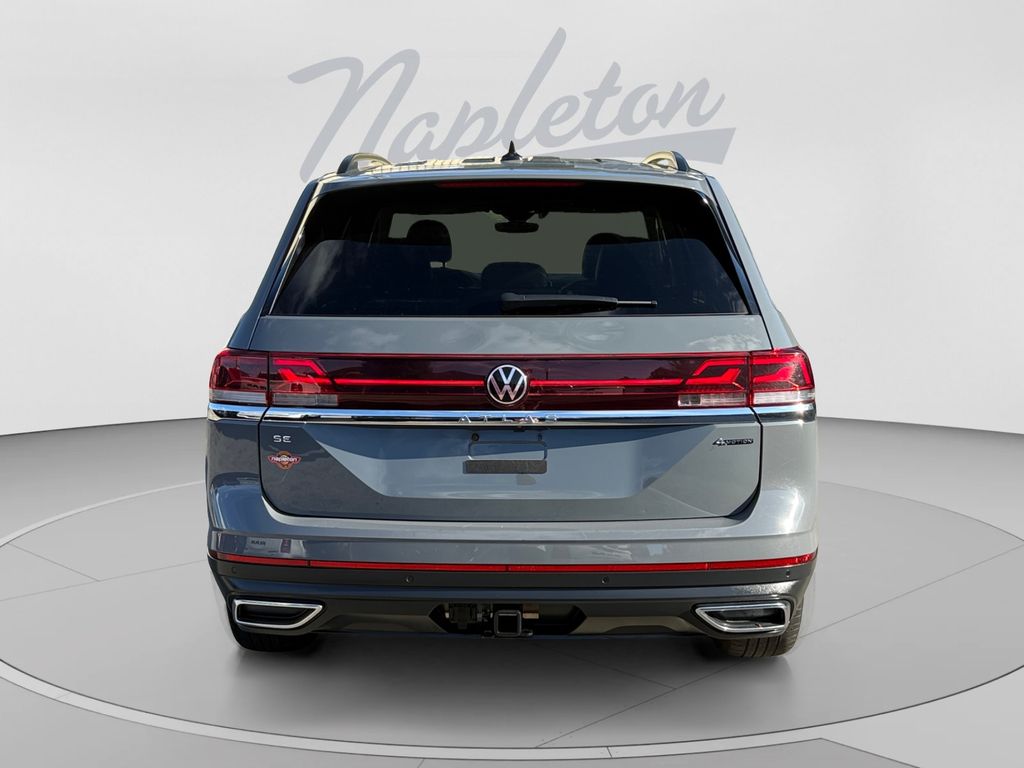 Used 2025 Volkswagen Atlas 2.0T SE w/Technology SUV