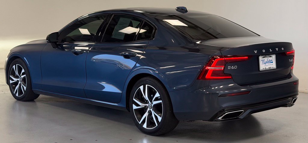 Used 2019 Volvo S60 T6 R-Design Sedan