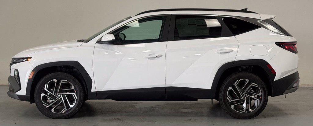 New 2026 Hyundai Tucson SEL Plus AWD SUV