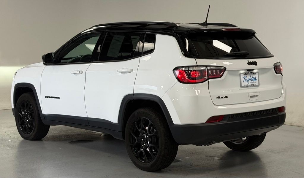 Used 2023 Jeep Compass Latitude SUV
