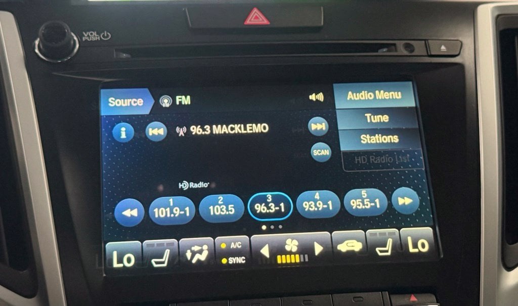 2018 Acura TLX Technology Package - Photo 17