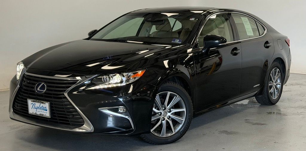 Used 2017 Lexus ES 300h Sedan