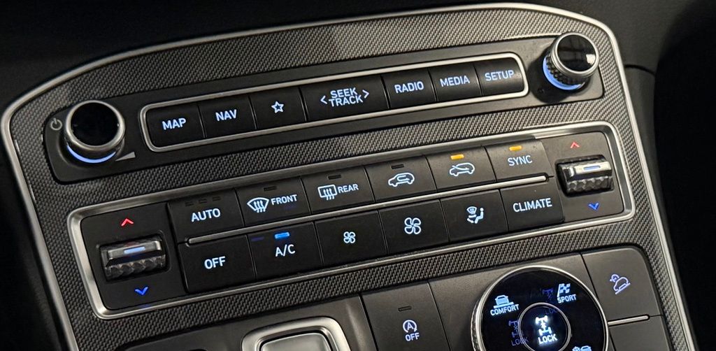 2023 Hyundai Santa Fe SEL - Photo 20