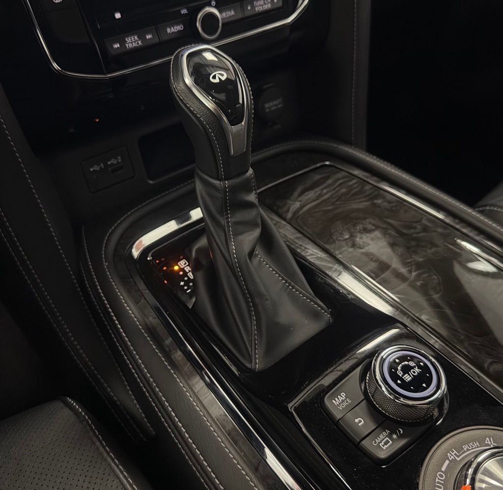 2020 INFINITI QX80 - Photo 21