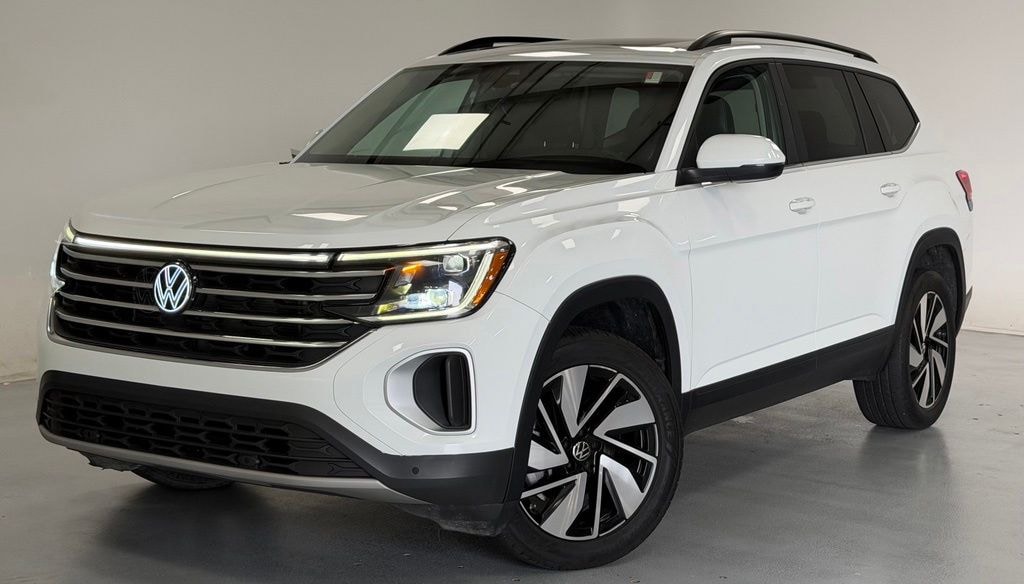 Used 2024 Volkswagen Atlas 2.0T SE w/Technology SUV