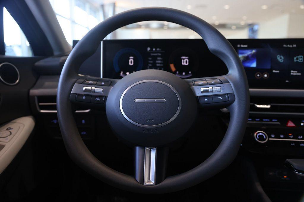 2026 Hyundai Sonata SE - Photo 22
