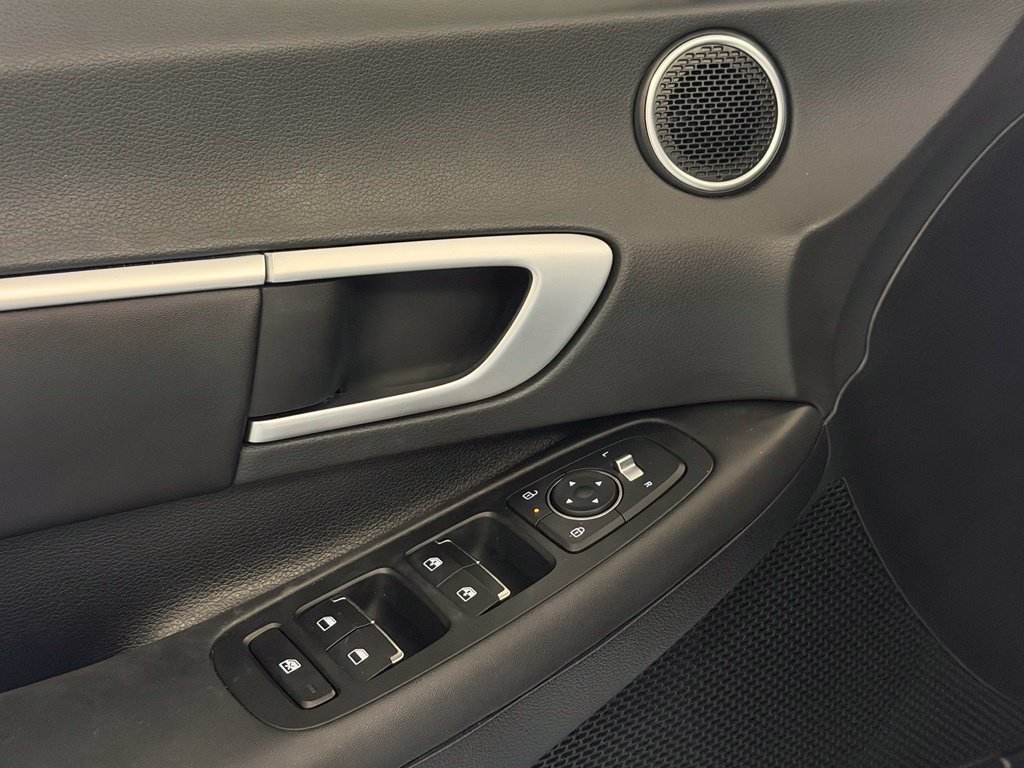2024 Hyundai Sonata SEL - Photo 13