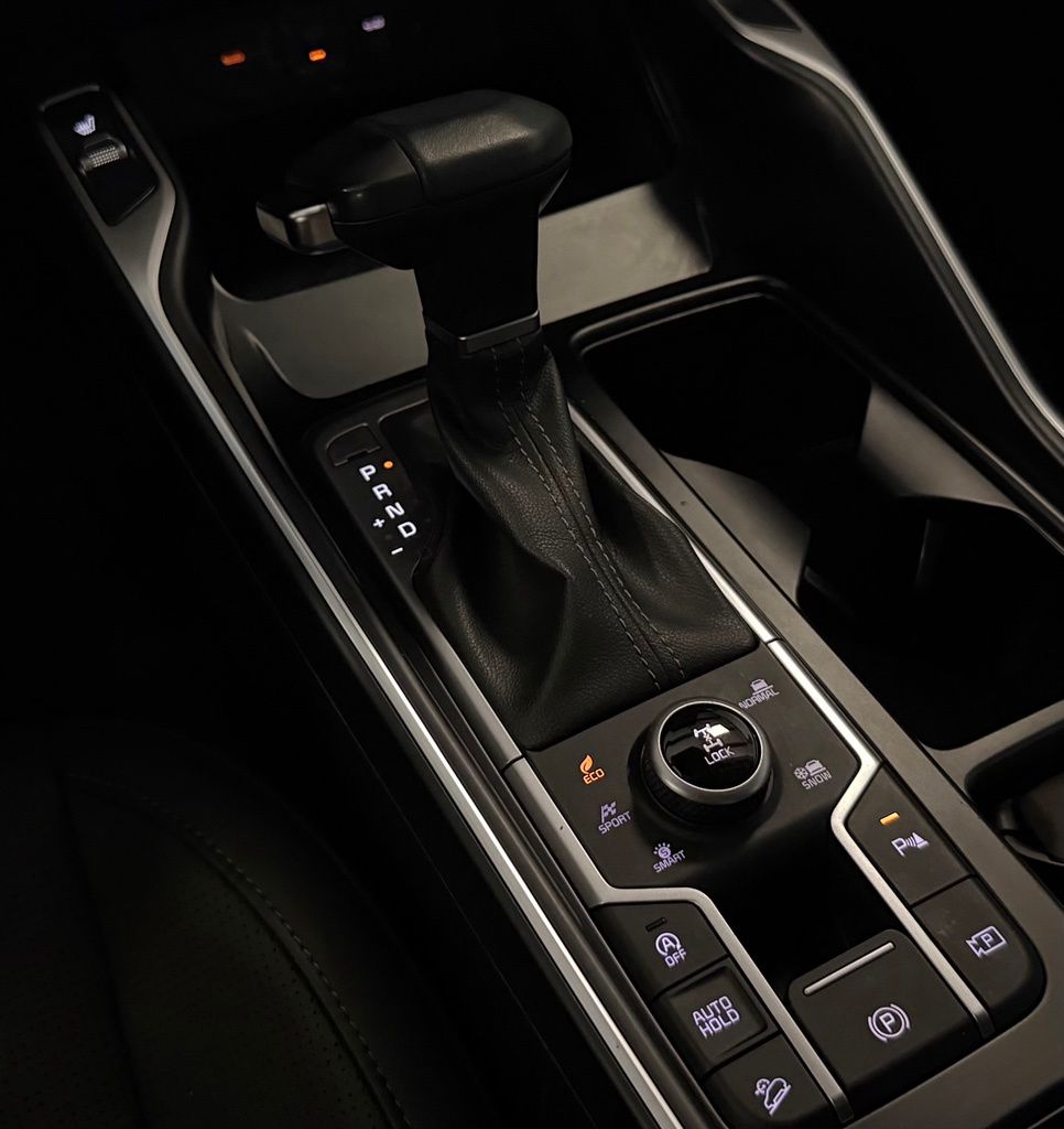 2025 Kia Sorento EX - Photo 22
