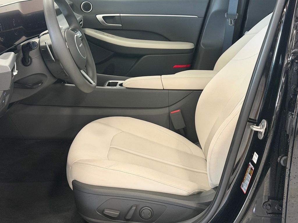 2024 Hyundai Sonata SEL - Photo 12