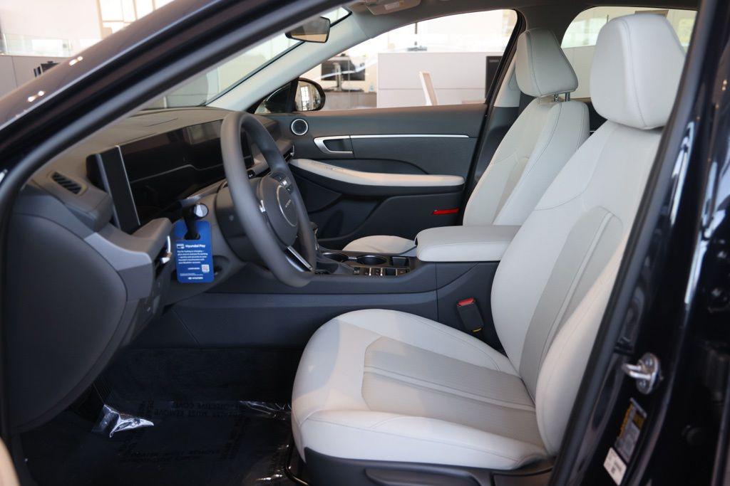 2026 Hyundai Sonata SE - Photo 17
