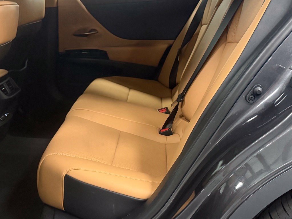 2023 Lexus ES 350 - Photo 22