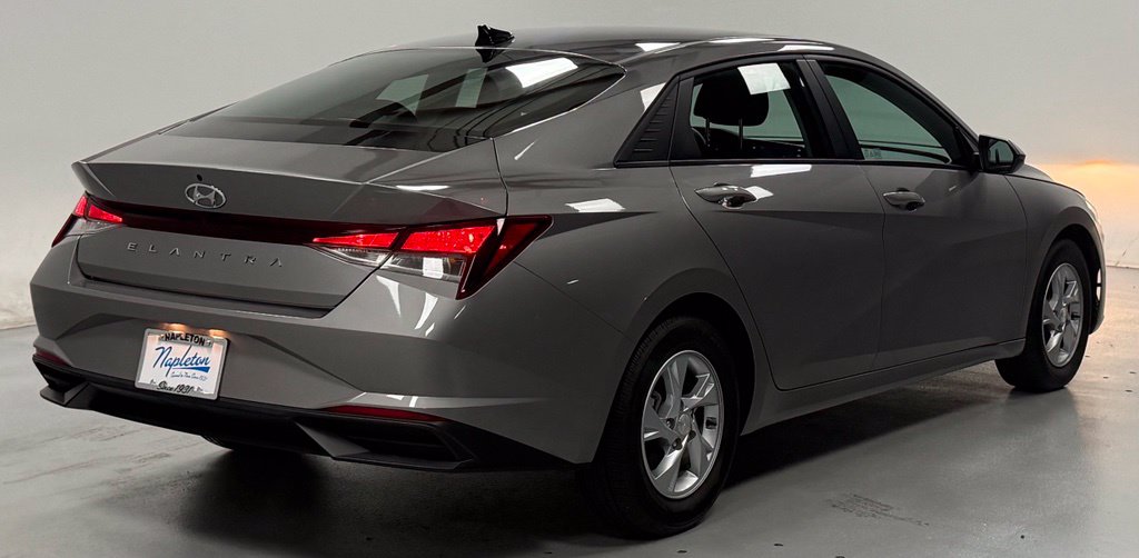 Certified 2021 Hyundai Elantra SE Sedan