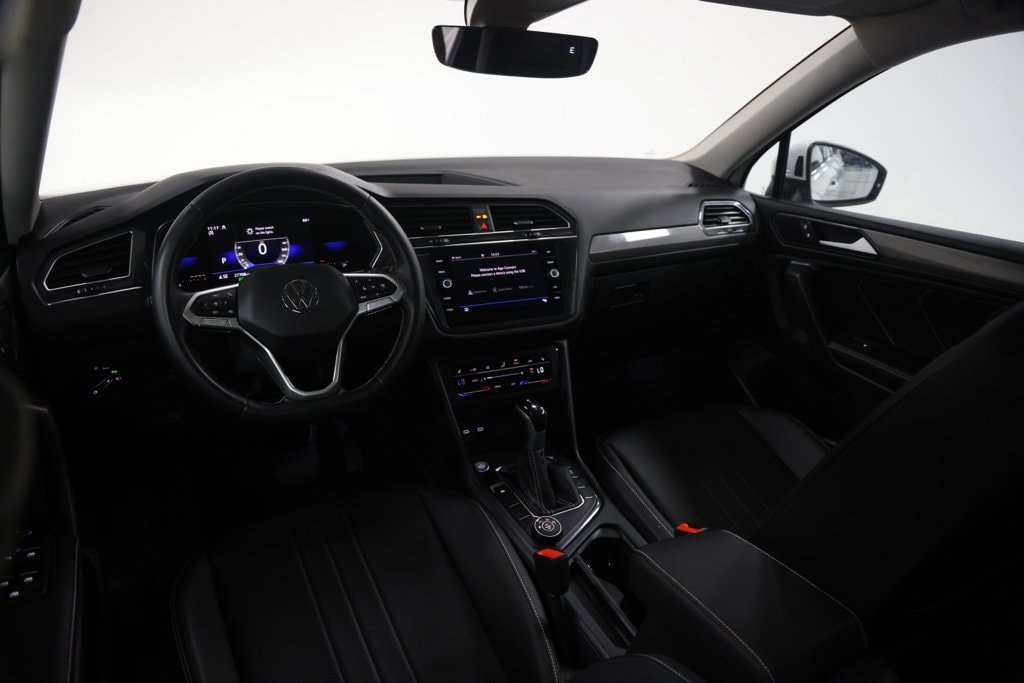2023 Volkswagen Tiguan SE - Photo 16