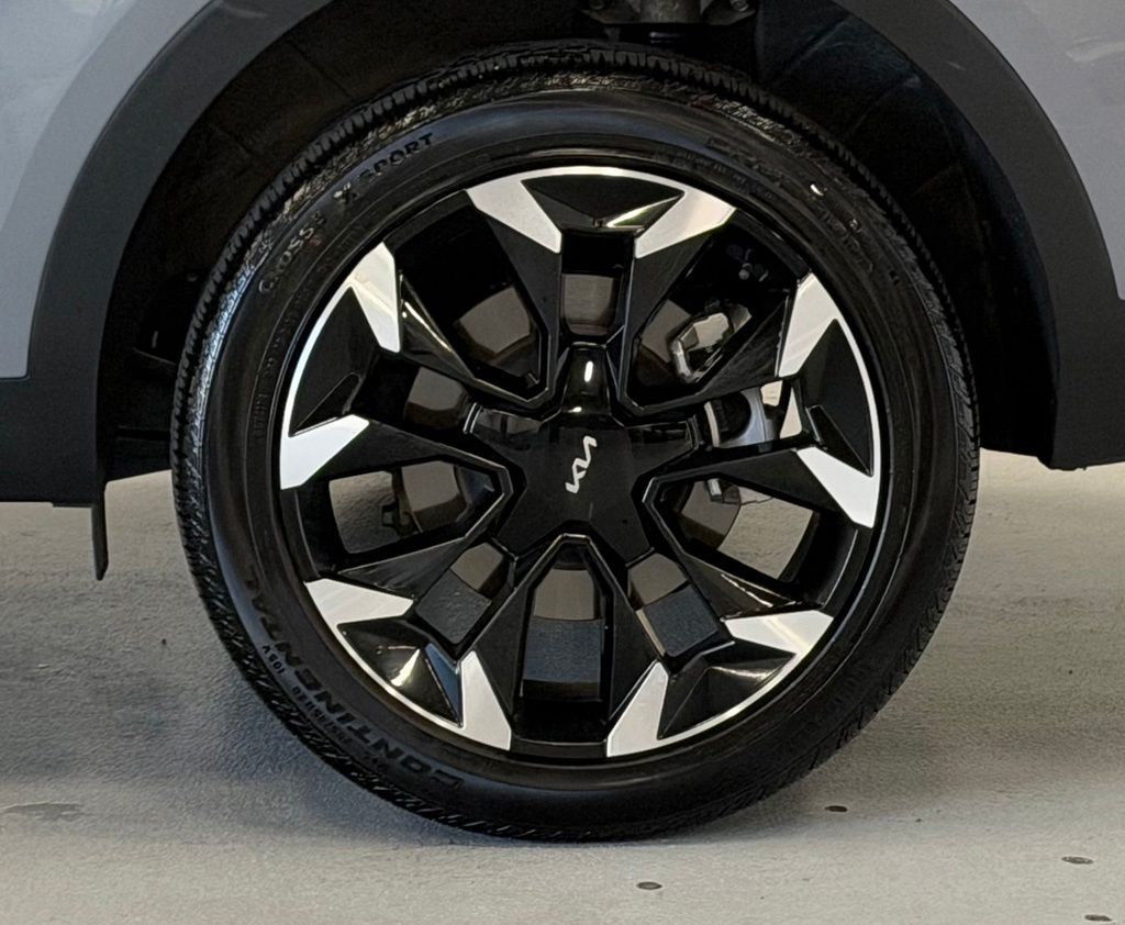 2025 Kia Sorento EX - Photo 8