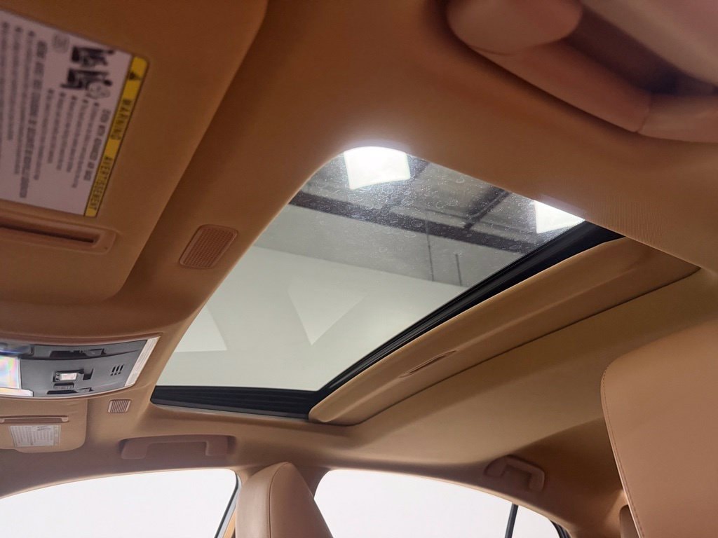 2023 Lexus ES 350 - Photo 23