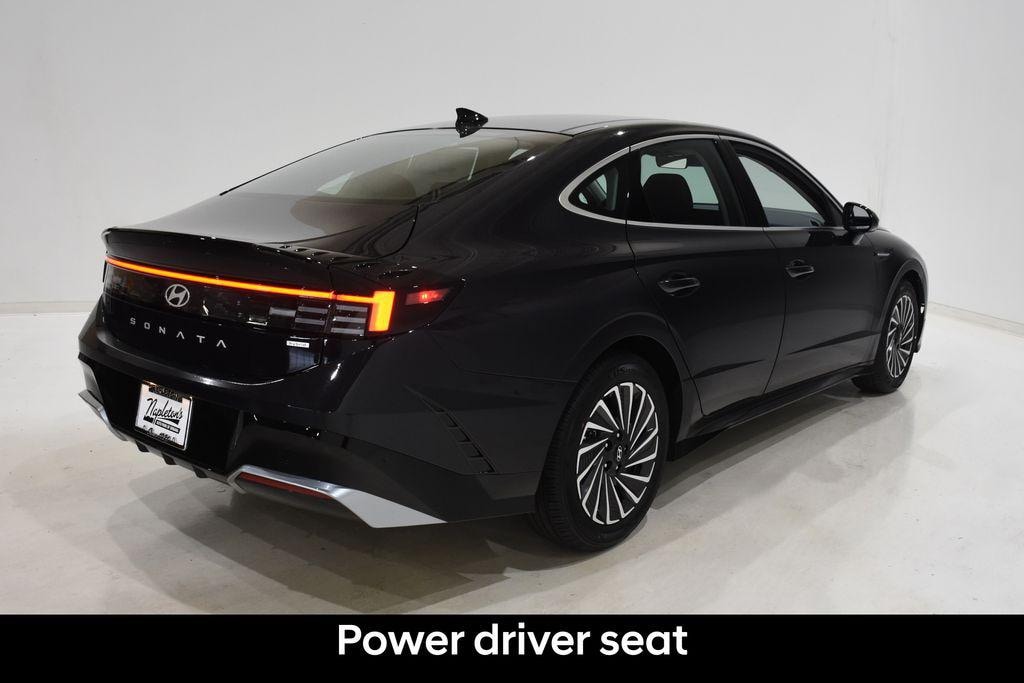 New 2026 Hyundai Sonata Hybrid SEL Sedan