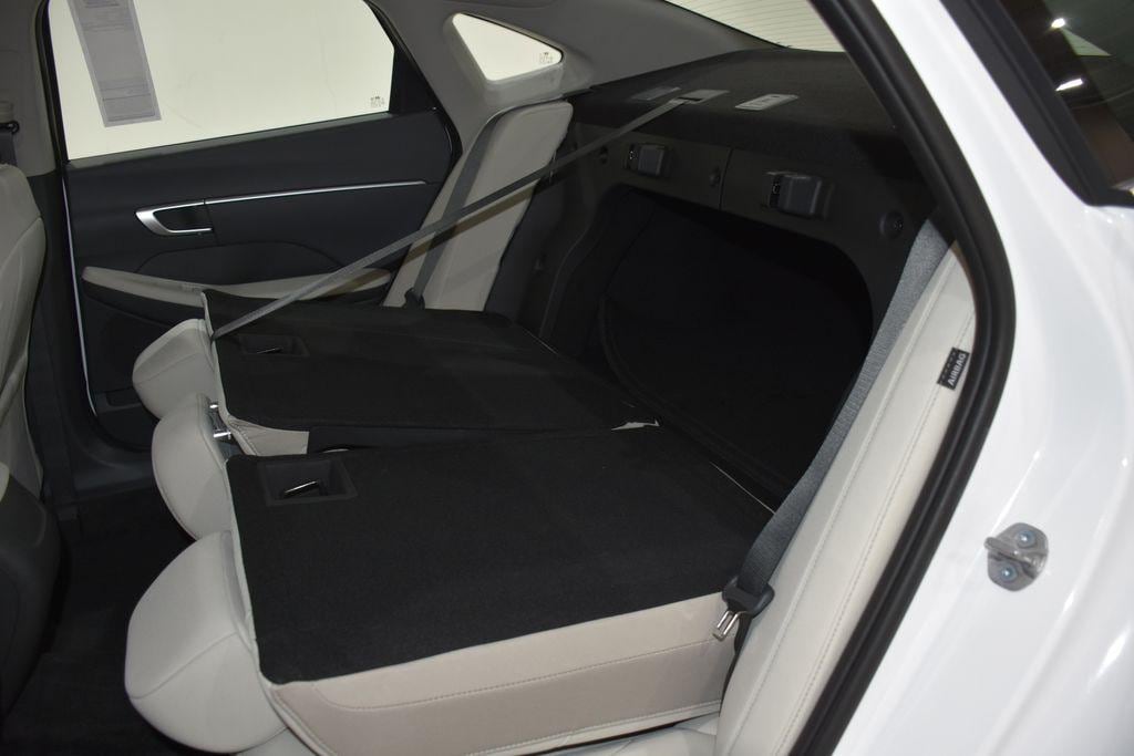 2026 Hyundai Sonata SEL - Photo 30