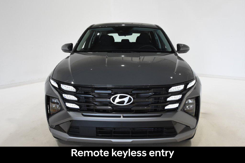 New 2026 Hyundai Tucson SE AWD SUV