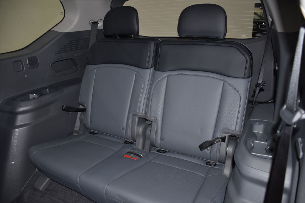 2026 Kia EV9 Light - Photo 30