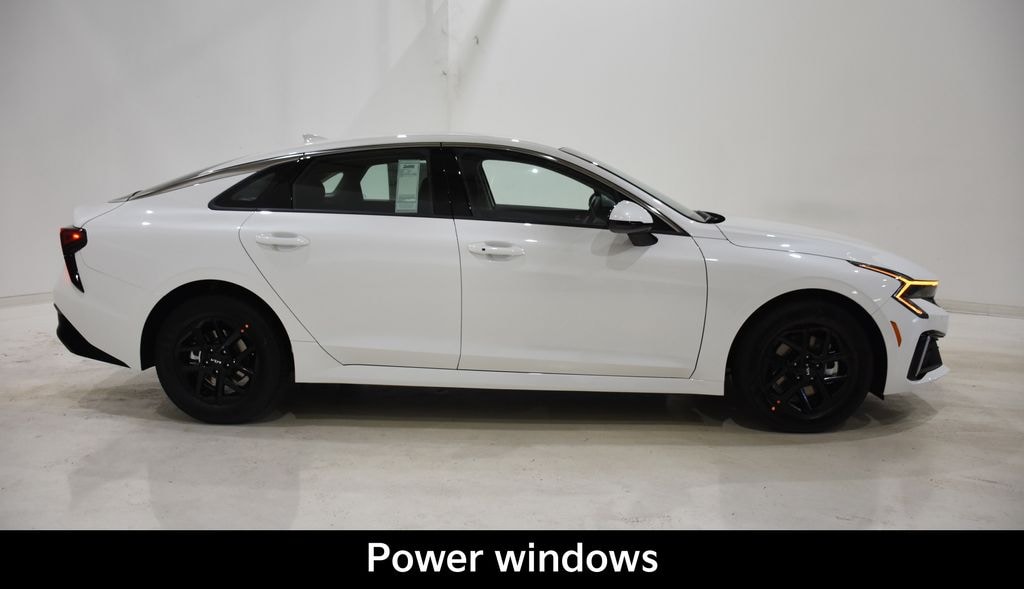 New 2026 Kia K5 LXS Sedan