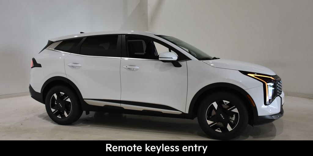 New 2026 Kia Sportage LX SUV
